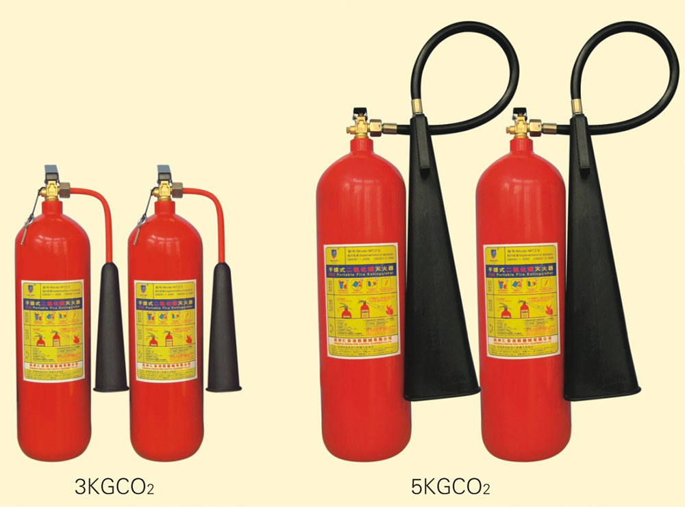 bình chữa cháy bằng khí CO2